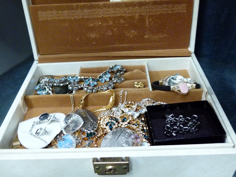 Jewellery box containing mixed costume and fashion jewellery