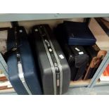 Quantity of mixed suitcases