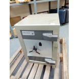 LARGE DUDLEY SAFE. Large Dudley Ludlow s