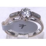 DIAMOND SOLITAIRE RING.