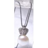 PEARL PENDANT.