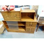 Walnut bureau with drawers and shelves W: 120 cm H: 102 cm