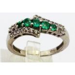 SILVER EMERALD RING.