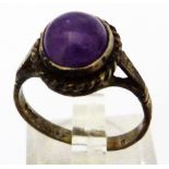 AMETHYST AND SILVER RING.