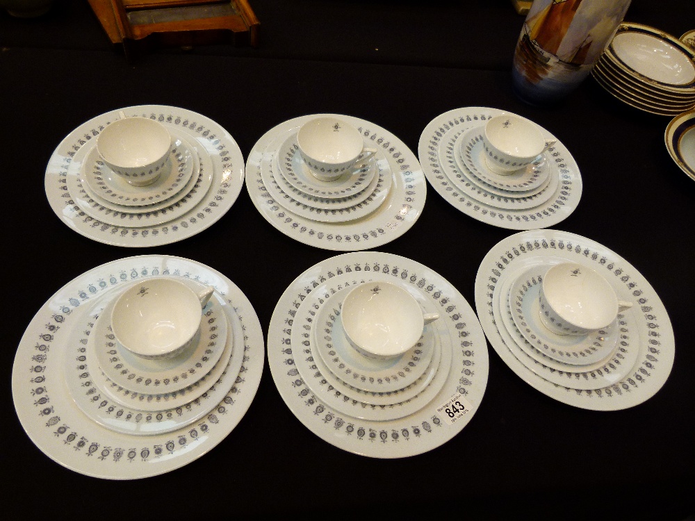 MINTON DINNER SERVICE.