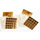 10 CT BIRKS GOLD CUFFLINKS. Pair of gold cufflinks 9.