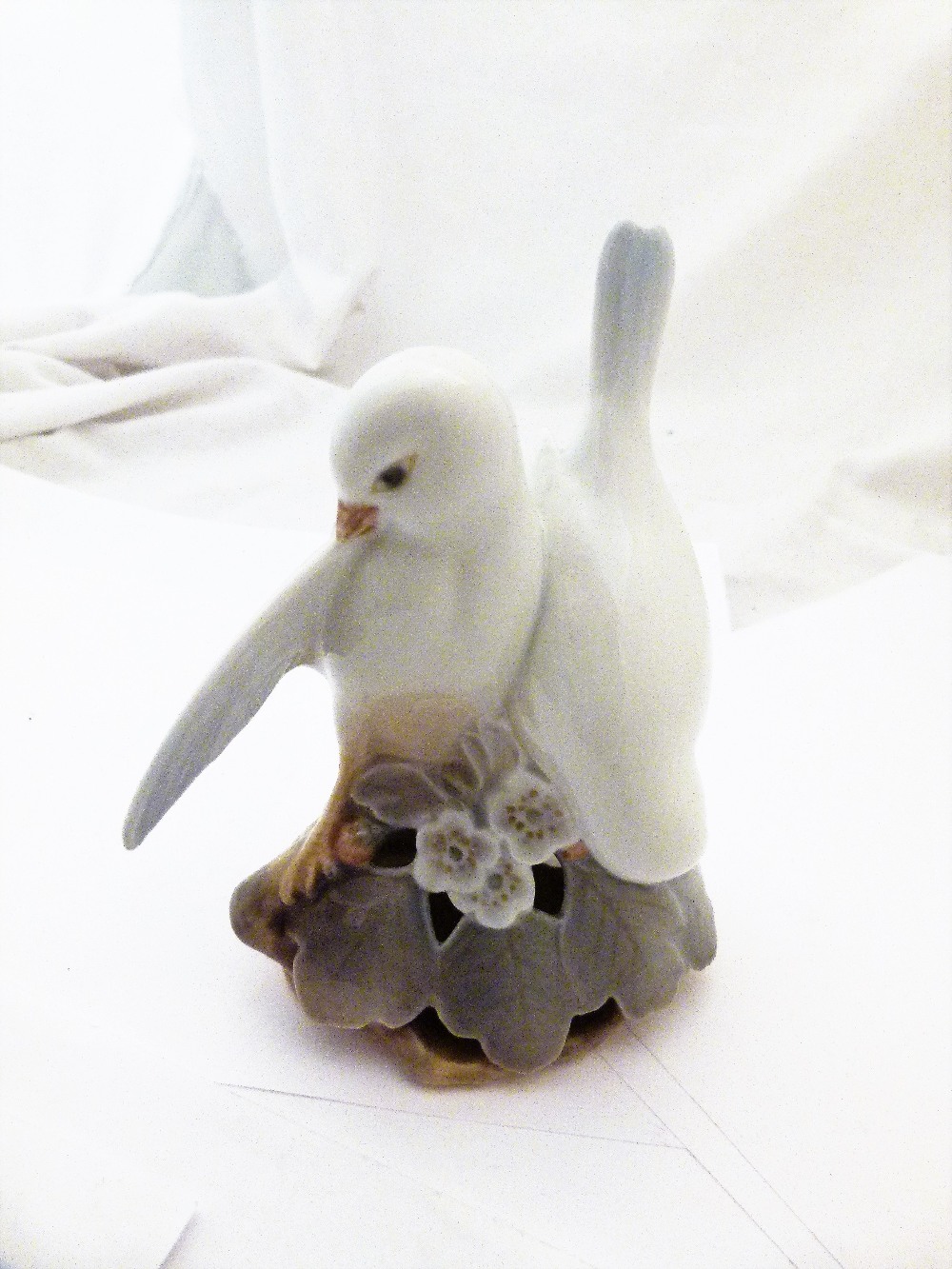 ROYAL COPENHAGEN DOVES.