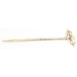 9 CT DIAMOND TIE PIN.