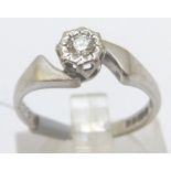 18 CT DIAMOND SOLITAIRE RING. 18 ct whit