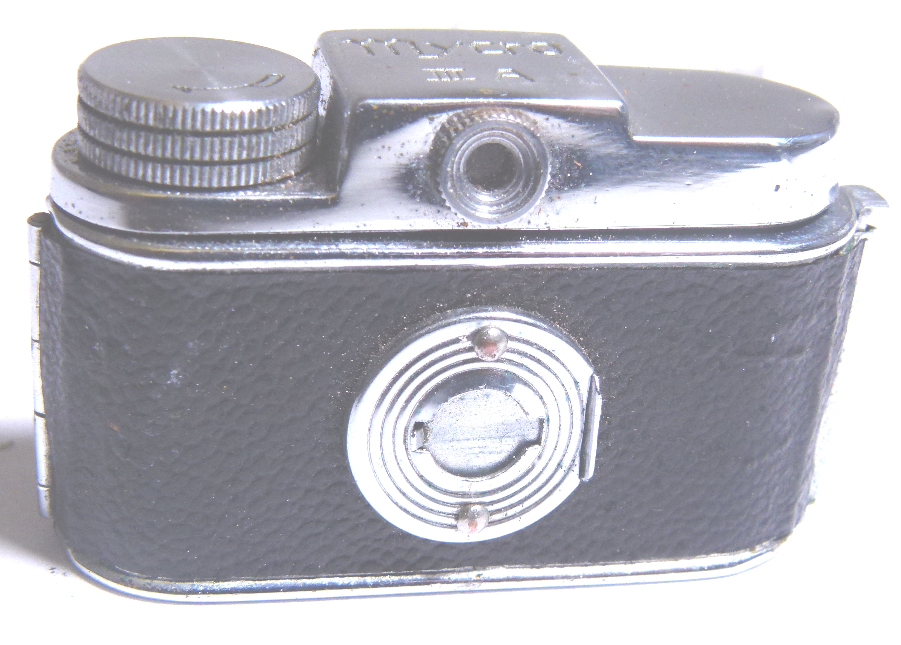 LEATHER CASED SPY CAMERA. - Image 2 of 9