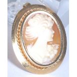 9 CT CAMEO BROOCH. 9 ct gold cameo brooc