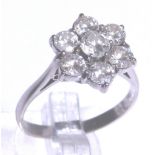 18 CT GOLD CLUSTER RING. 18 ct white gol