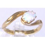 9 CT OPAL RING. 9 ct gold fire opal ring