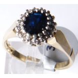 9 CT CLUSTER RING. 9 ct gold sapphire an