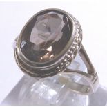 SILVER RING. Sterling silver smoky quart