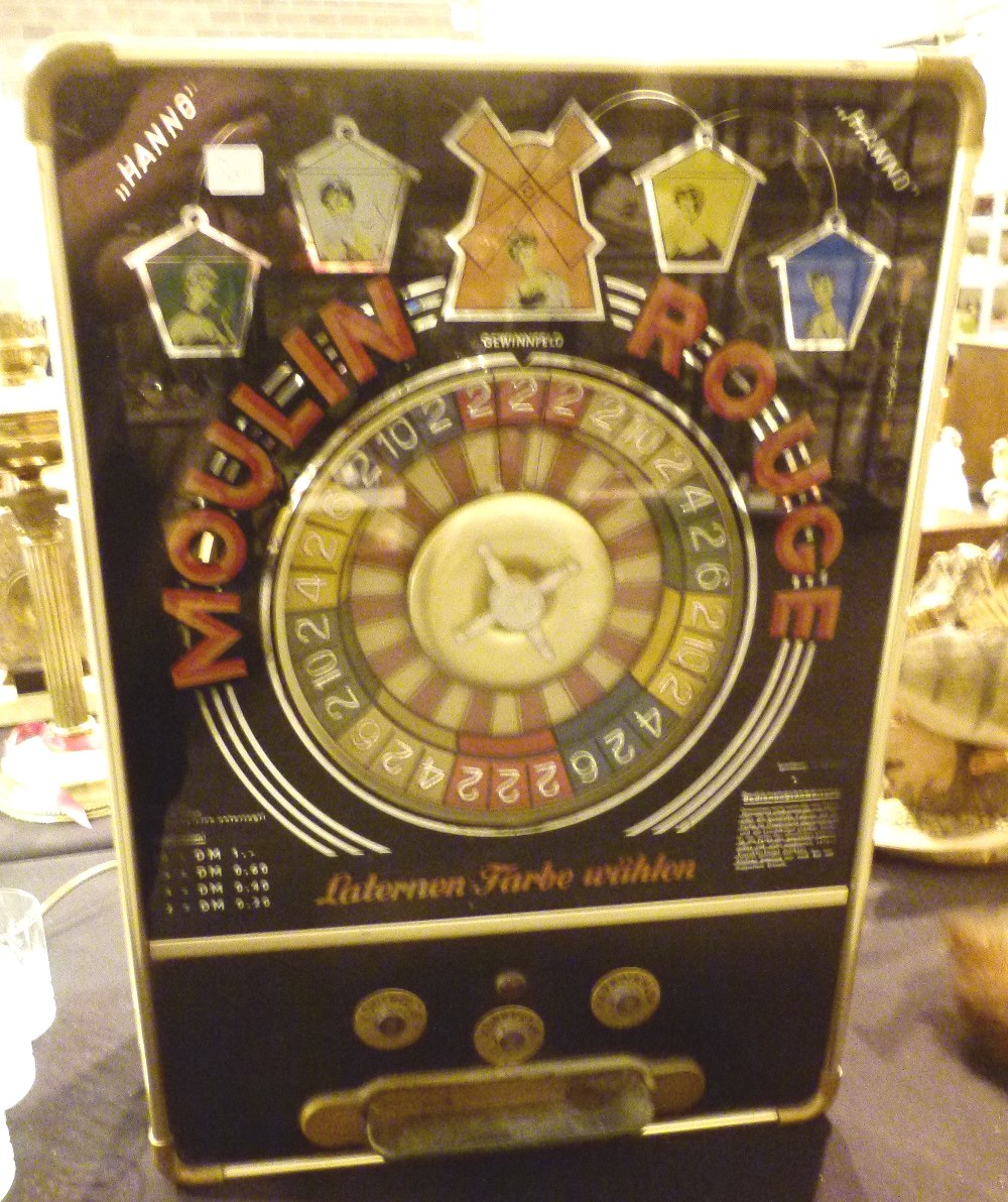 Vintage Moulin Rouge Roulette machine by German maker Hanno c1959 in good working order black