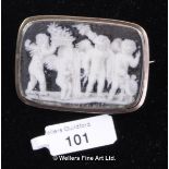 Early 19th century painted brooch depicting Cupid and Psyche's wedding, 43 x 31mm