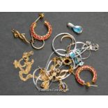 *Bag of mixed yellow and white metal jewellery, mostly 9ct, gross weight 12.9 grams (Lot subject