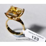 Citrine dress ring, square cut citrine mounted in yellow metal stamped as 14ct, ring size Q