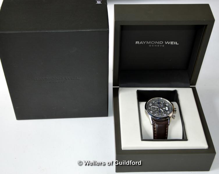 *Raymond Weil Freelancer 7730 gentlemen's wristwatch, round silver coloured dial with three - Image 2 of 2