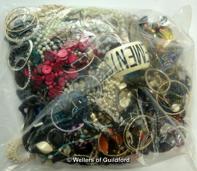 Sealed bag containing costume jewellery, weighing approximately 3.28 kilograms