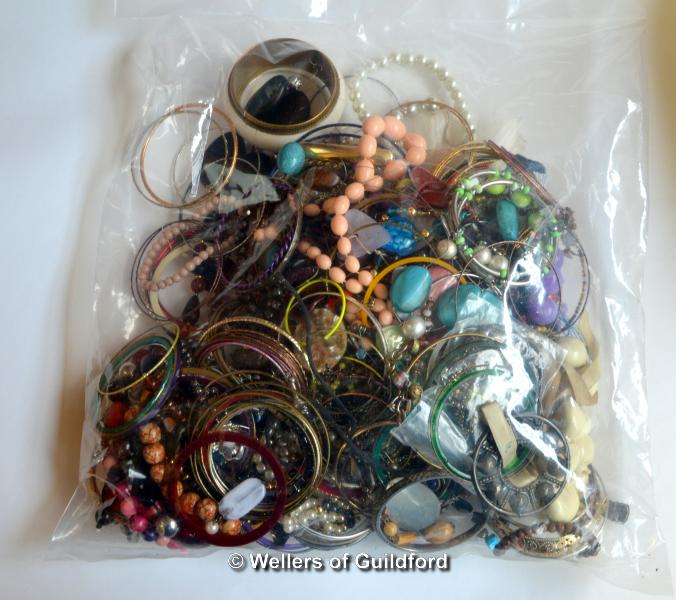 Sealed bag containing costume jewellery, weighing approximately 2.31 kilograms