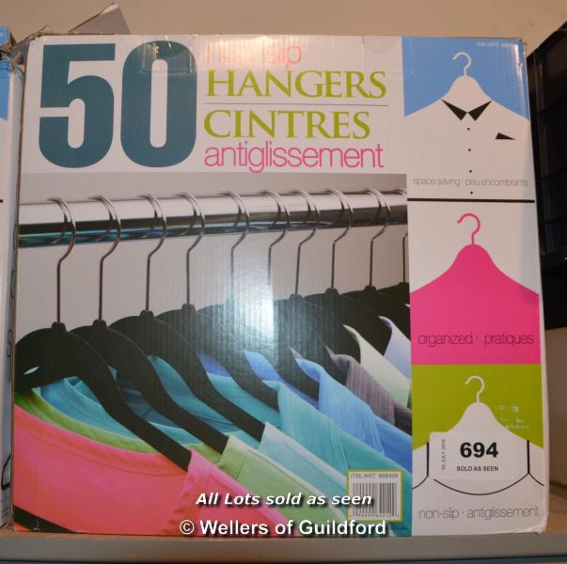 *50 NON SLIP HANGERS