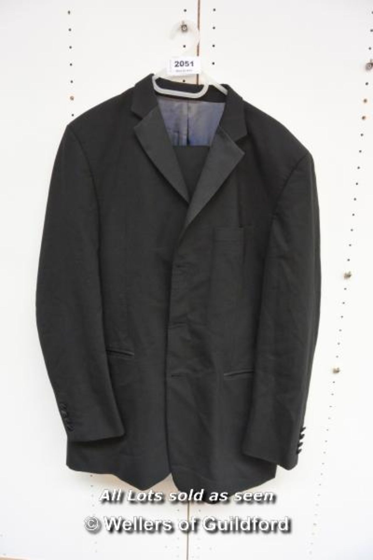 *GENTS MOSS BROS BLACK SUIT JACKET AND TROUSERS