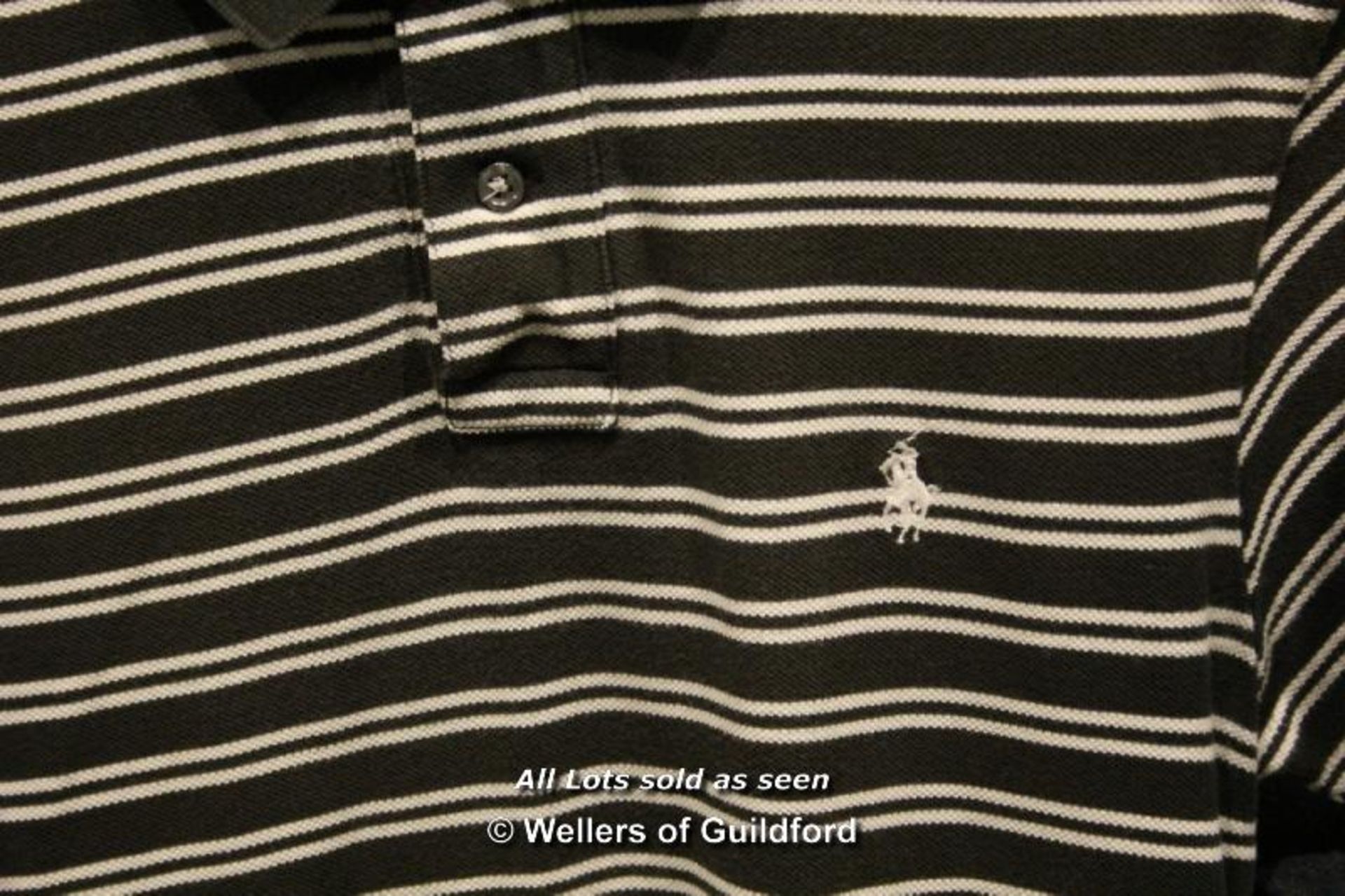GENTS POLO RALPH LAUREN BLACK AND WHITE STRIPE CUSTOM FIT POLO SHIRT - S - Image 2 of 2