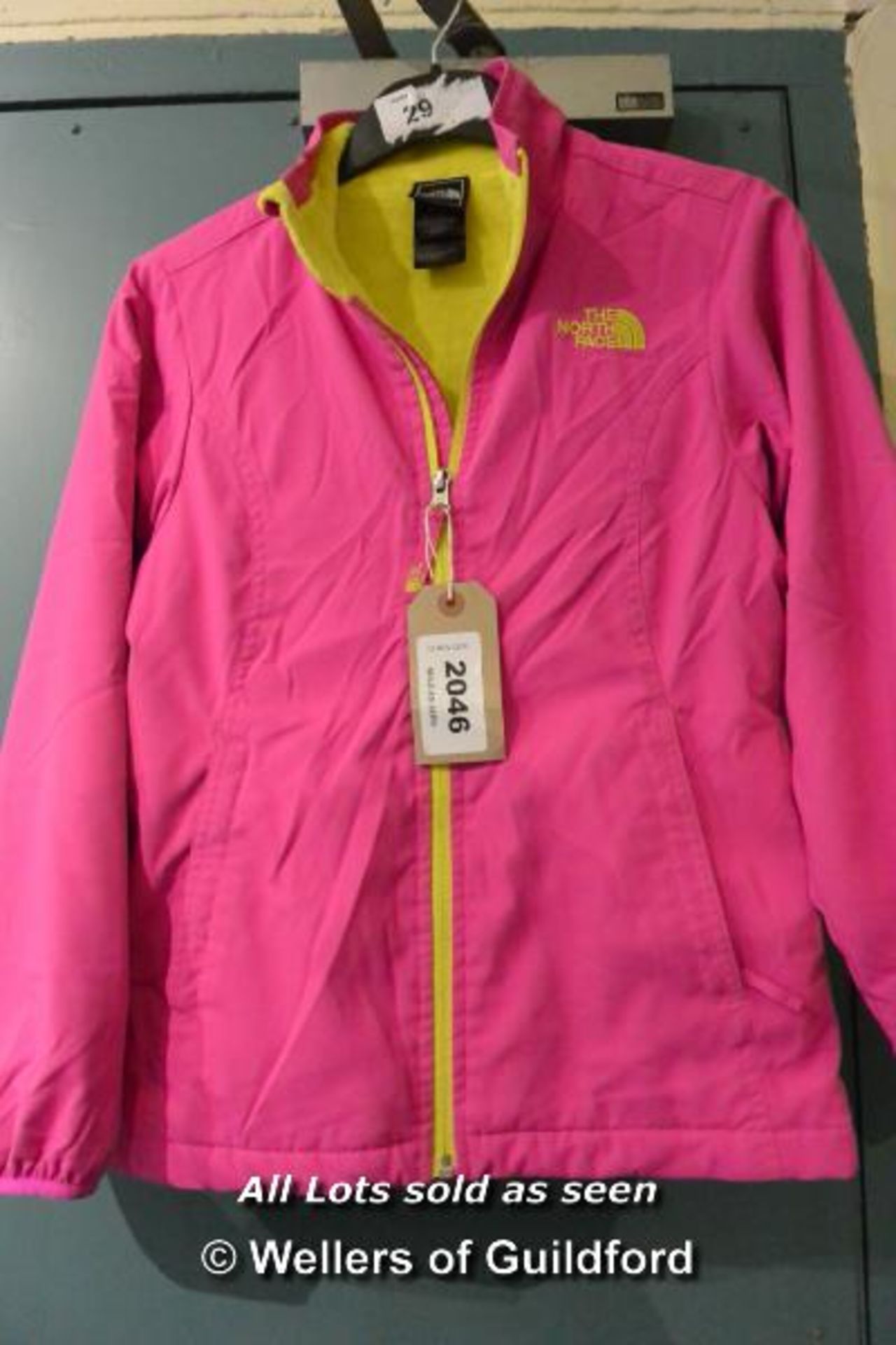 *THE NORTH FACE - JACKET - PINK - SIZE M [385]