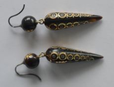 A pair of good quality tortoiseshell and gold inla