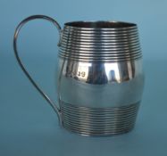 A heavy Georgian barrel shaped mug with reeded dec