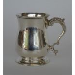 A good heavy George III silver mug. London 1764. A