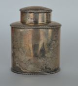 A good quality oval tea caddy with gadroon rim. Sheffield. By H&A. Approx. 200 grams. Est. £150 - £