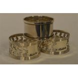 A pair of attractive pierced napkin rings. Sheffie