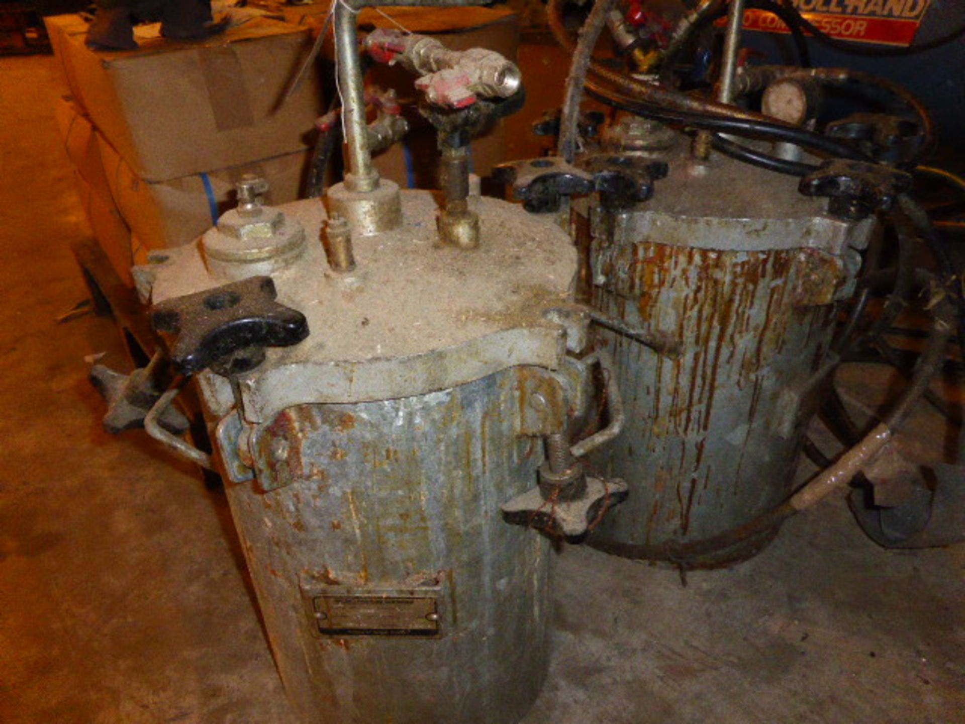 2 welded pressure containers previously used for spraying glue