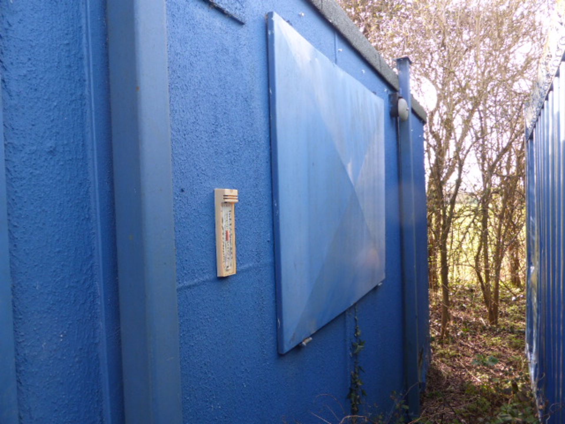 Portable jackleg office building with felt roof dimensions 5m x 2.7m - Image 8 of 8