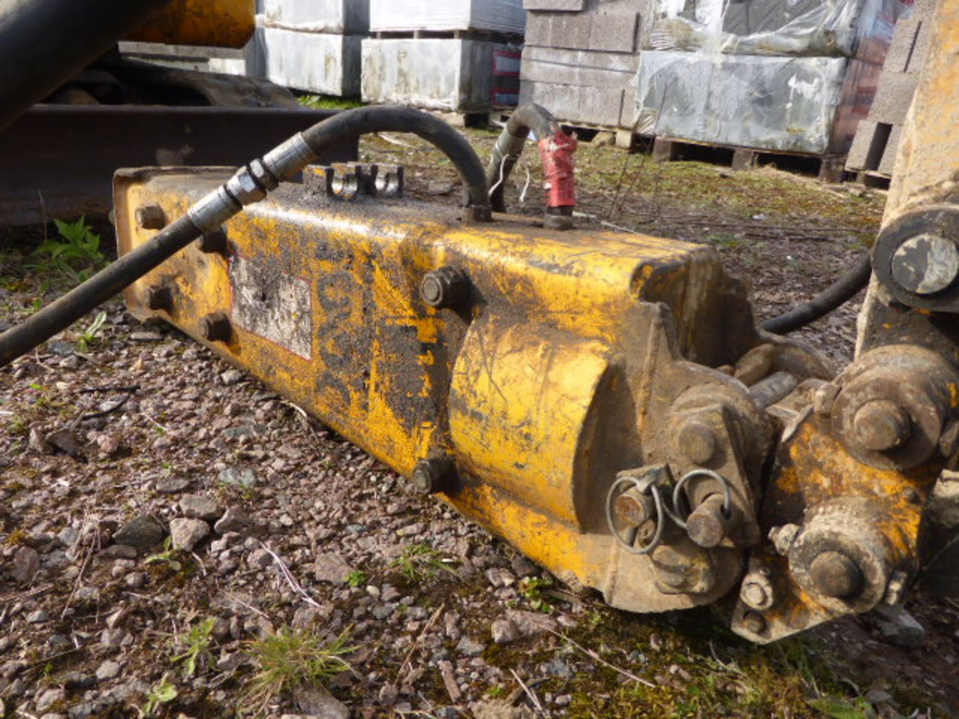 JCB Hammer Master 100Q hydraulic pecker/breaker attachment for mini digger - Image 3 of 3