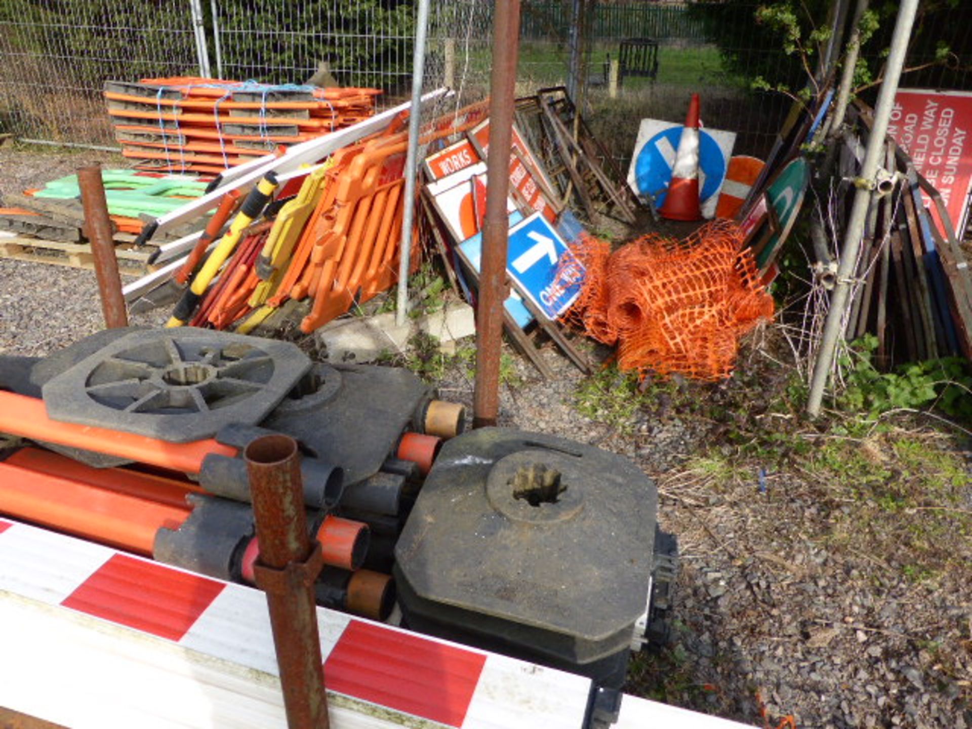 A range of road signs, bollards and plastic safety fencing etc - Image 2 of 5