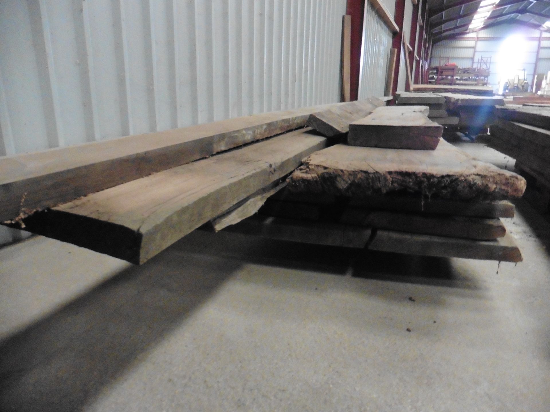 A pallet of 11 miscellaneous waney edge and rough sawn oak boards in various sizes, up to - Image 3 of 3