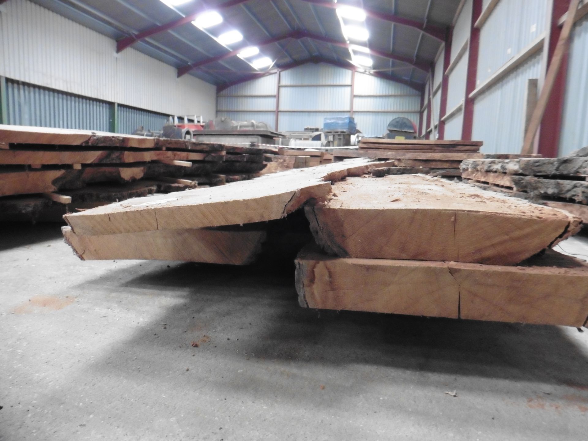 5 burr oak waney edge boards 2500 x 250 x varying thicknesses - Image 3 of 5