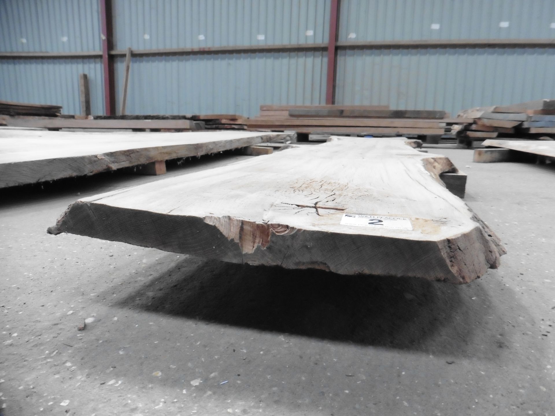 Plank of waney edge oak 3600 x 450 x 40mm - Image 3 of 5