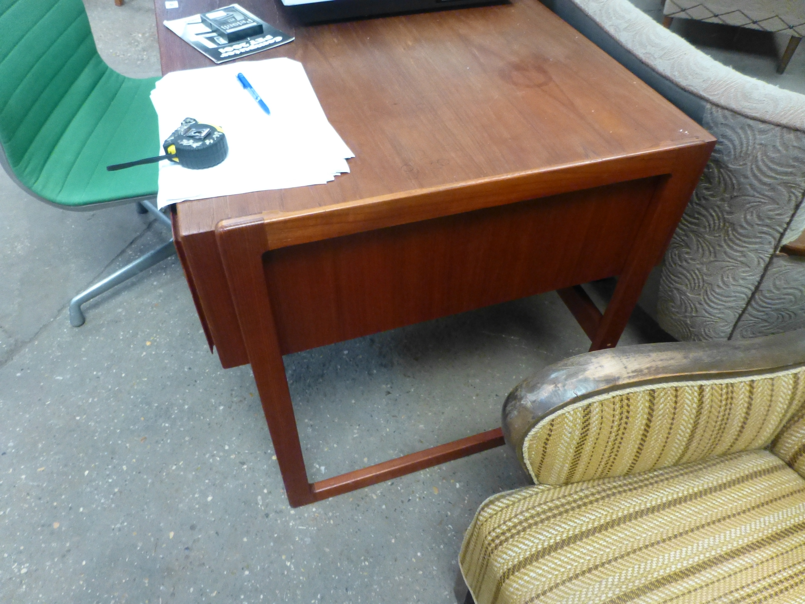 A 1970's teak desk with an arrangement on four drawer with a gallery section to the rear on square - Image 11 of 11