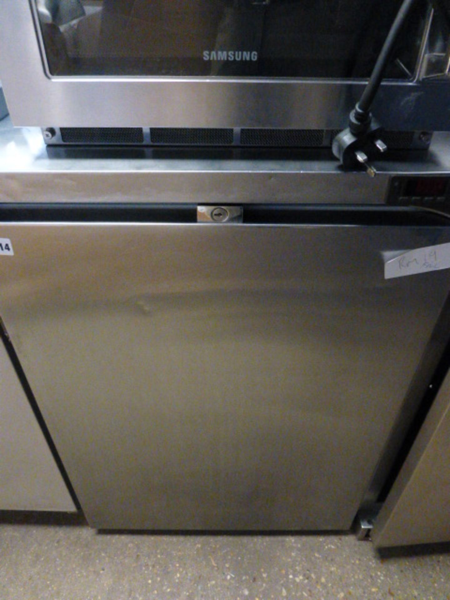 60cm stainless steel under counter single door fridge (FAILURE)