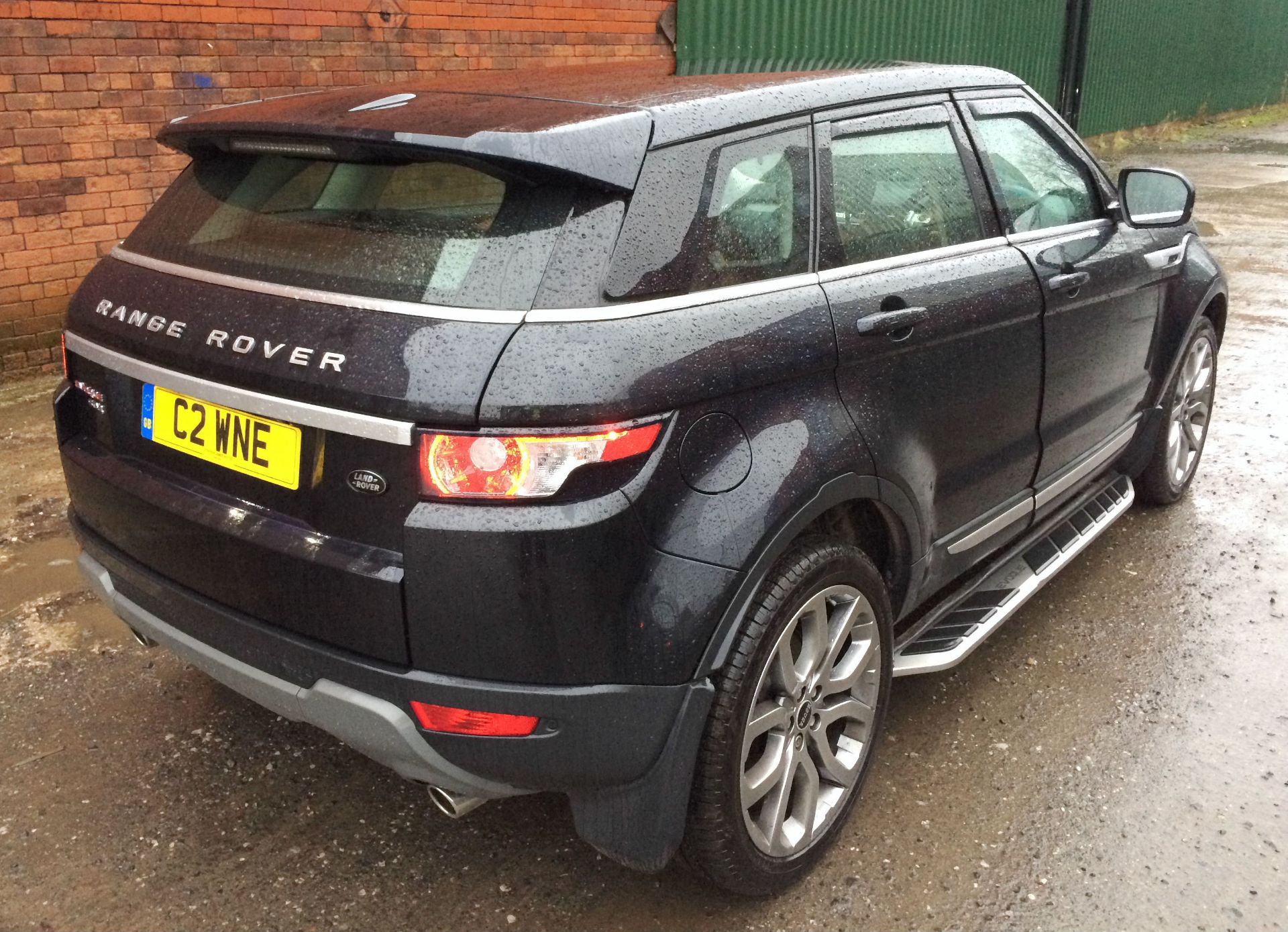 A Range Rover Evoque SD4 Hatchback Reg. No.C2WNE, first registered 2012, indicated 32,956 miles, - Image 4 of 8