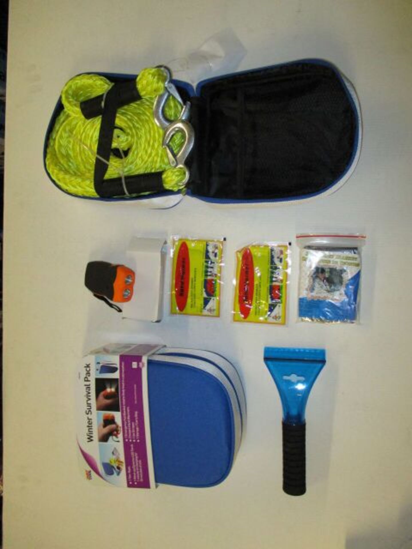 4pcs . x Brand new AutoCare winter car essentials kit - includes Tow Rope , Torch , Heat Blanket , - Image 2 of 2