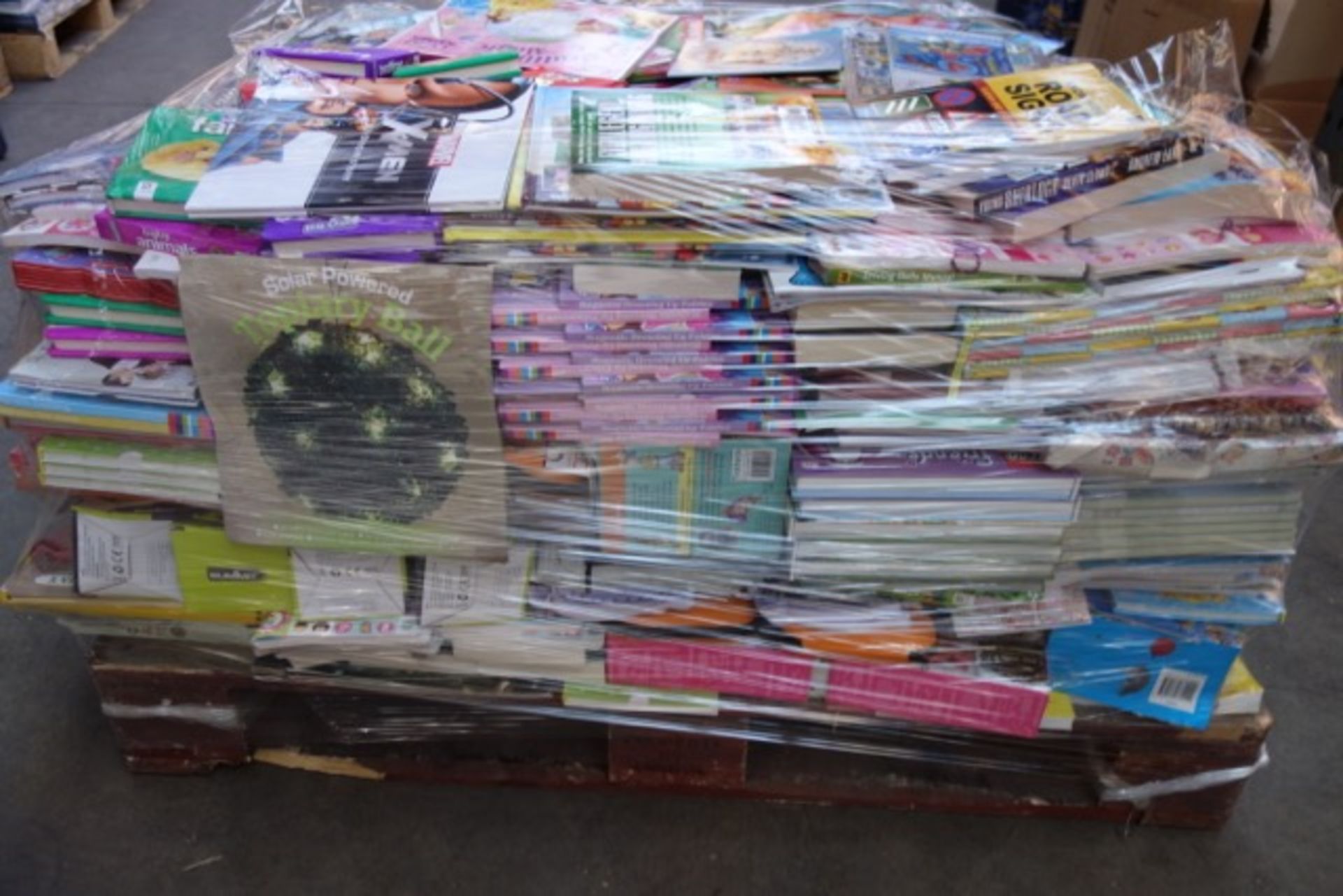 PALLET (B15) 500 x Books, Book Packs & Book Sets. To Include: Fisher Price Story Books, Early Days - Image 4 of 4