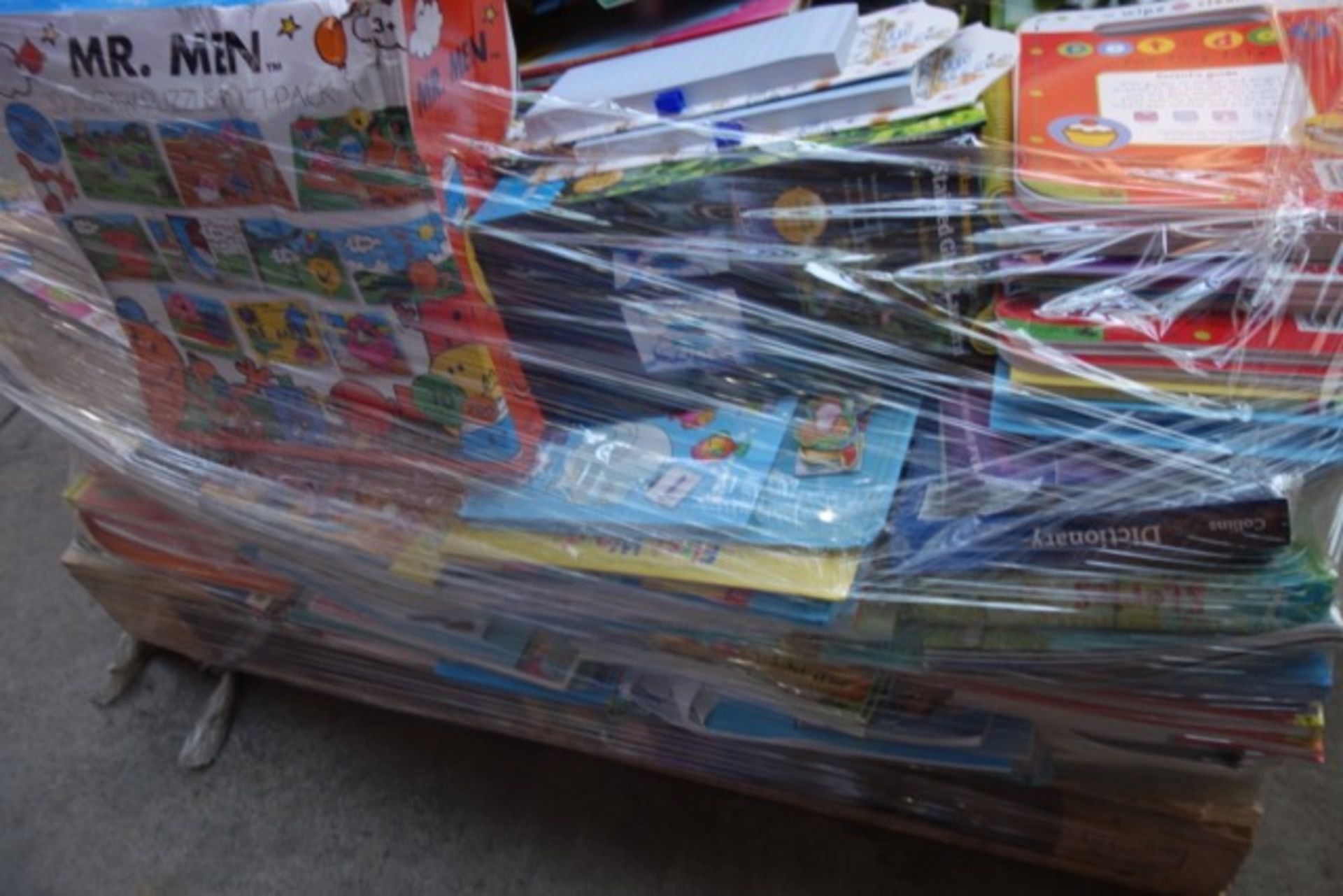 PALLET (B14) 250 x Books, Book Packs & Book Sets. To Include: Stories for a 3 Year Old, Fisher Price - Image 5 of 6