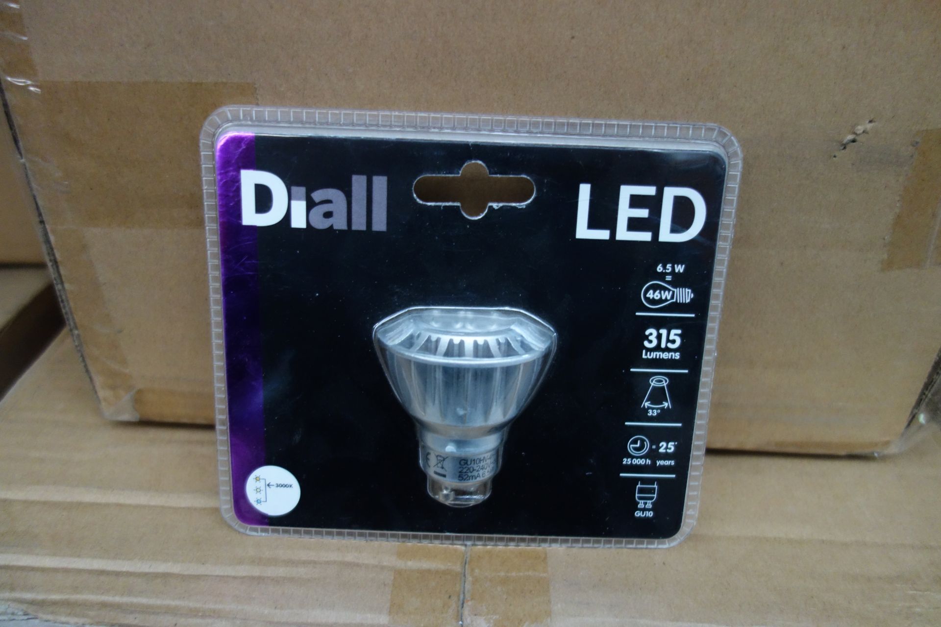 12 x Diall LED GU10 Lightbulbs. 315 lumens. Upto 25,000 hours or 25 years use! RRP £11.99 each,