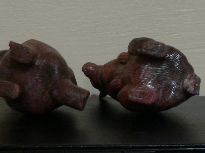 Unique Russian Carved Rhodonite Kangaroos with Russian Faberge Style Diamond Eyes circa 1900 - Image 5 of 7